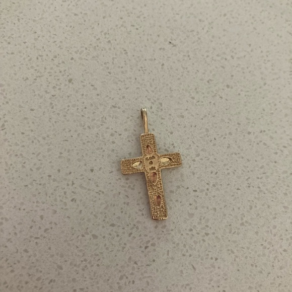 Gold - Picture 2 of 4